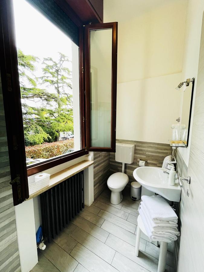 Casa Giulietta Hotel Desenzano del Garda Kültér fotó